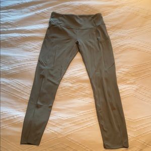 Lululemon Fast and Free 7/8 size 6